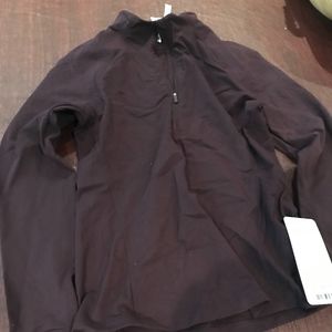 Lululemon Toasty Tech 1/2 Zip new with tags